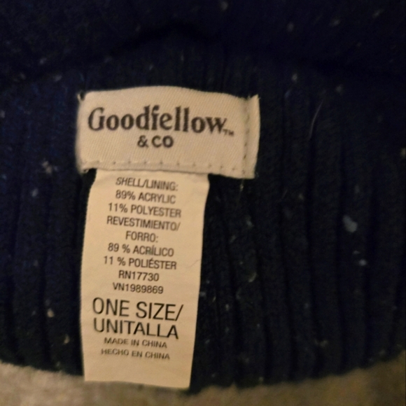 2fer🏈Dallas Cowboys Blue and Gray Pom-Pom Beanie! Like New! + Goodfellow & Co! - Picture 6 of 6